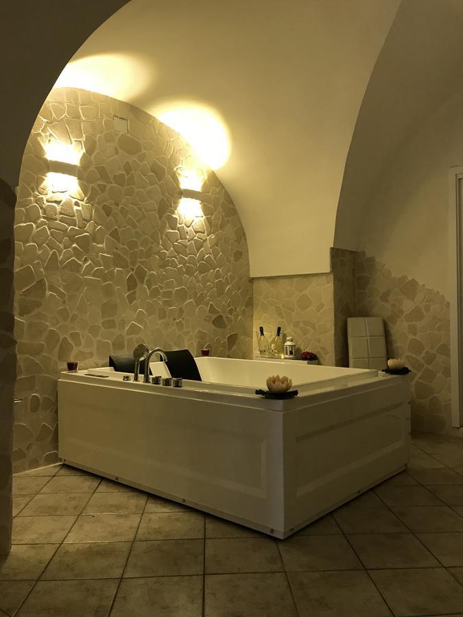 26 Suite Home Ostuni Exterior foto