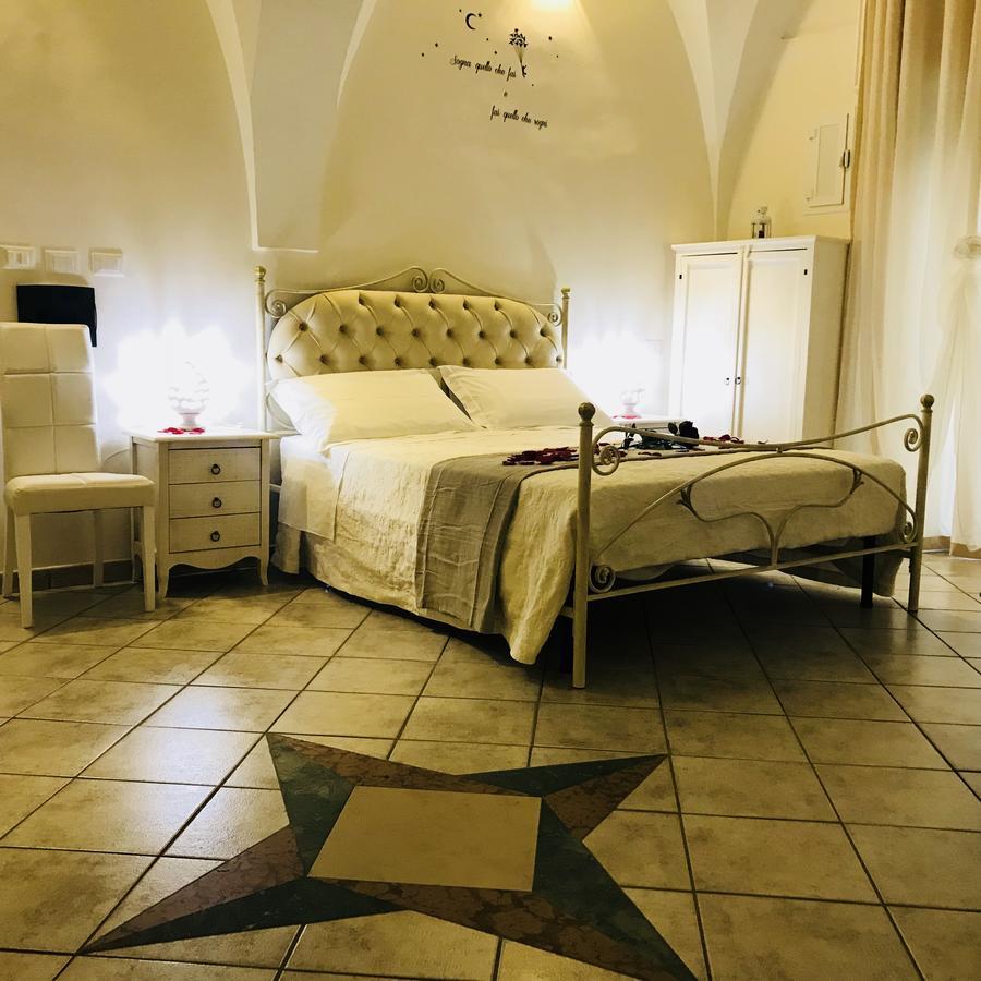 26 Suite Home Ostuni Exterior foto